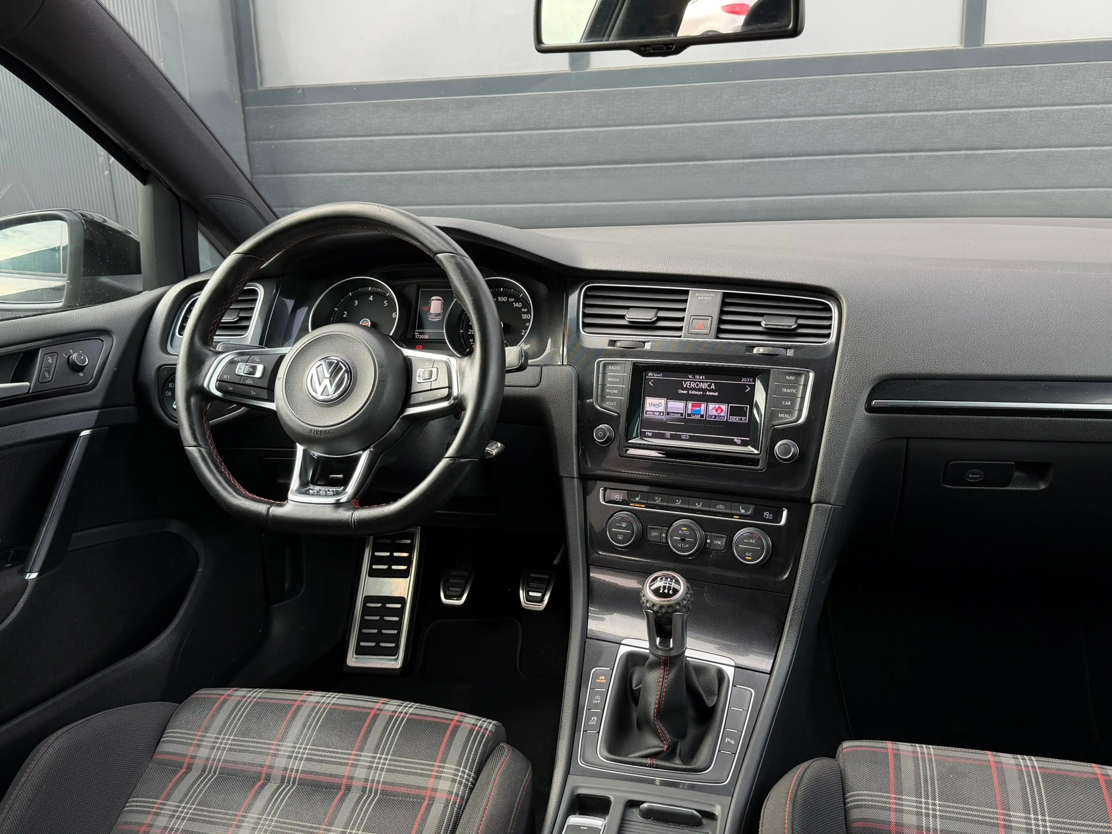 Volkswagen Golf GTI 2.0 TSI Stage 1|Cruise|Camera|Stoelverwarming|Navi — photo 2