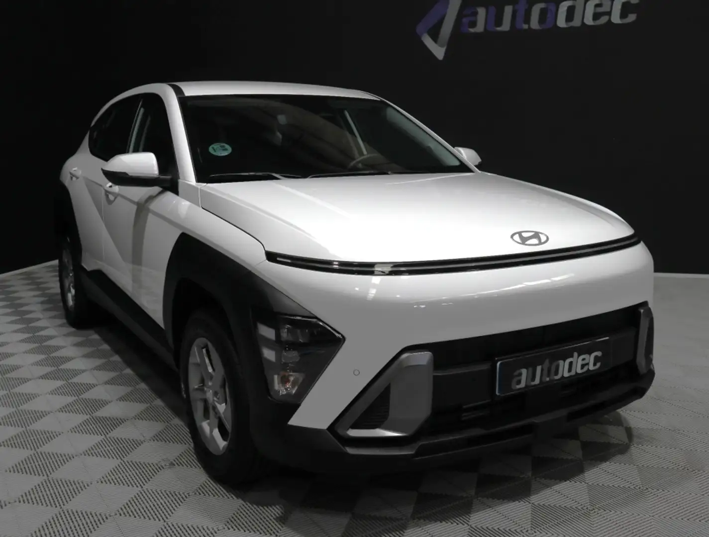 Hyundai KONA 1.0 TGDI 48V Nline 4x2 Blanco - 2