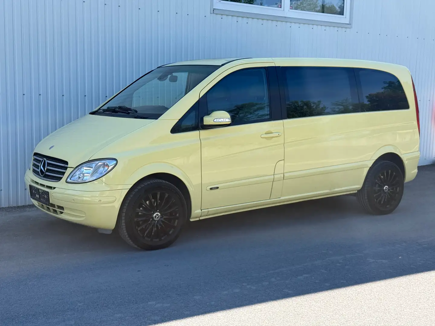 Mercedes-Benz Viano Viano Trend kompakt 2,0 CDI Trend Gelb - 1