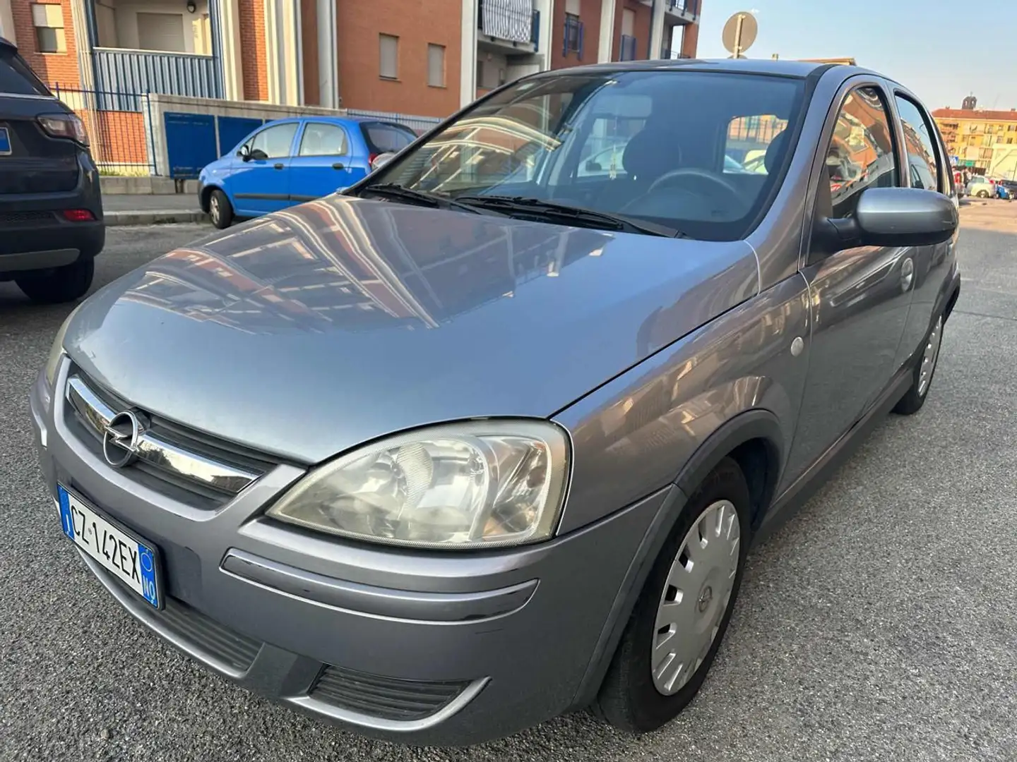 Opel Corsa 1.2i 16V cat 5 porte Club Blauw - 2