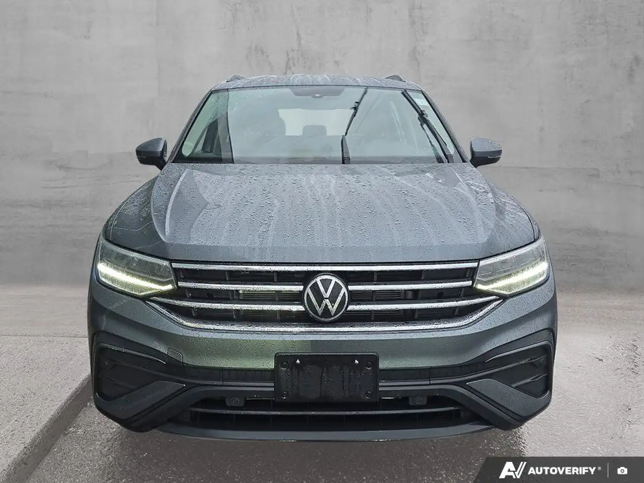 Volkswagen Tiguan снимка Volkswagen Tiguan