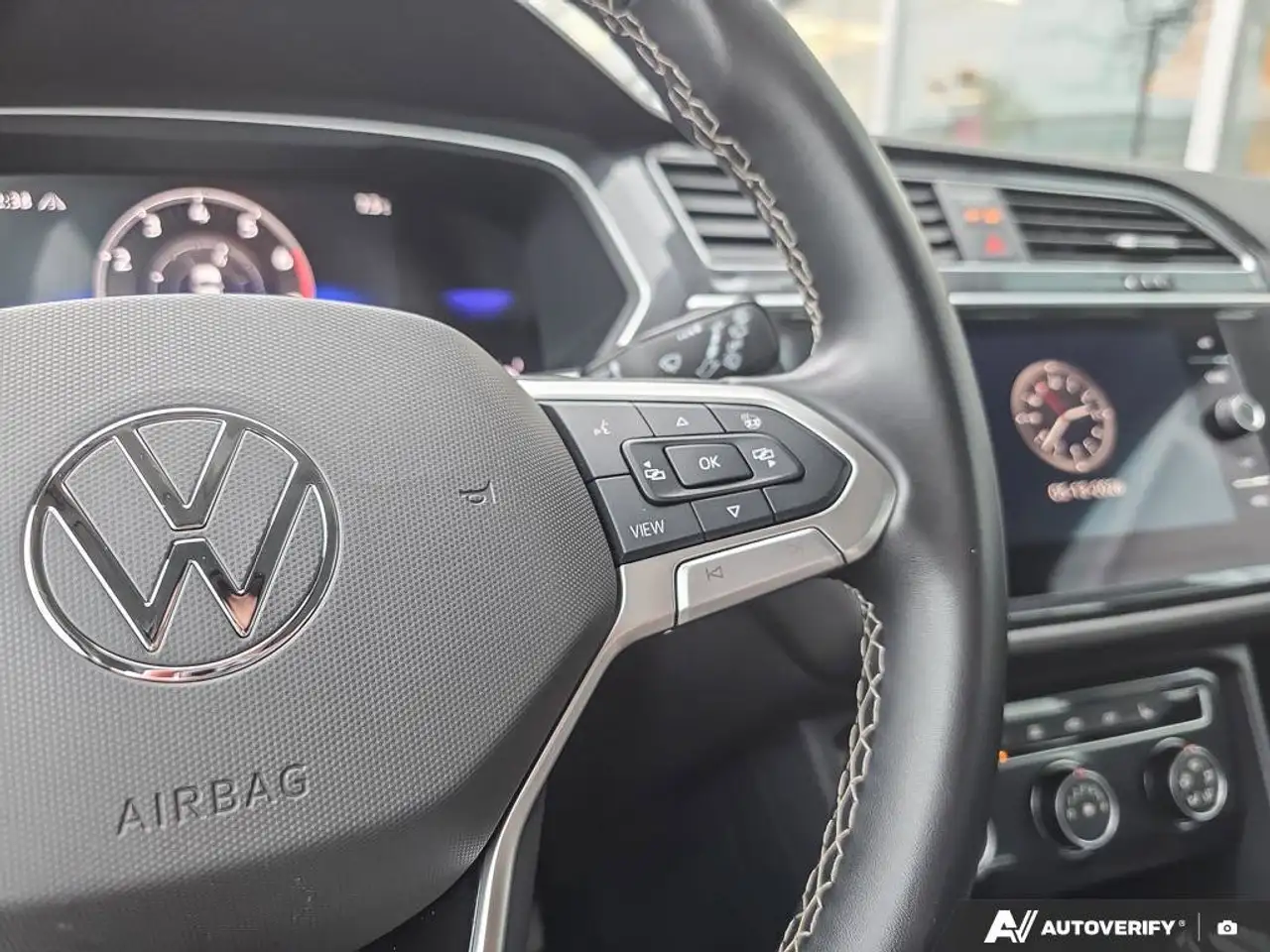 Volkswagen Tiguan снимка Volkswagen Tiguan