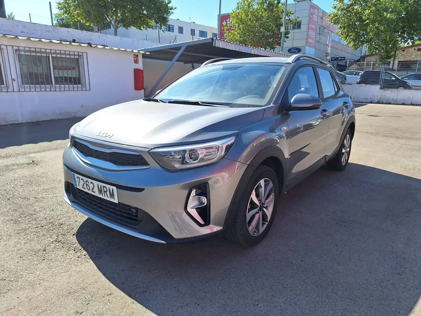 Kia Stonic 1.0 T-GDi 74kW (100CV) MHEV MT Concept Сірий - 1