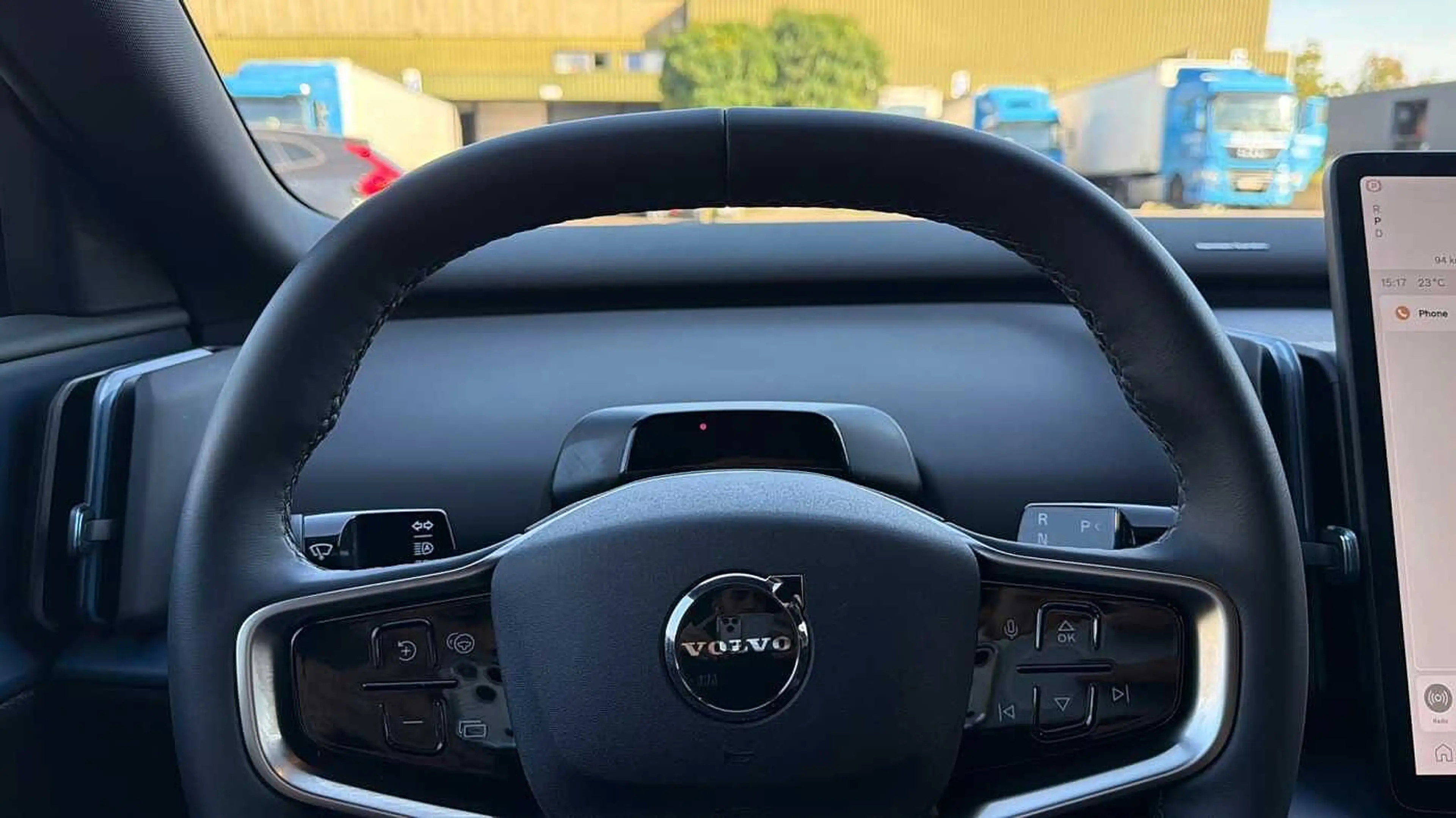 Volvo EX30 Plus, Single Motor Extended Range, Eldriven — photo 12