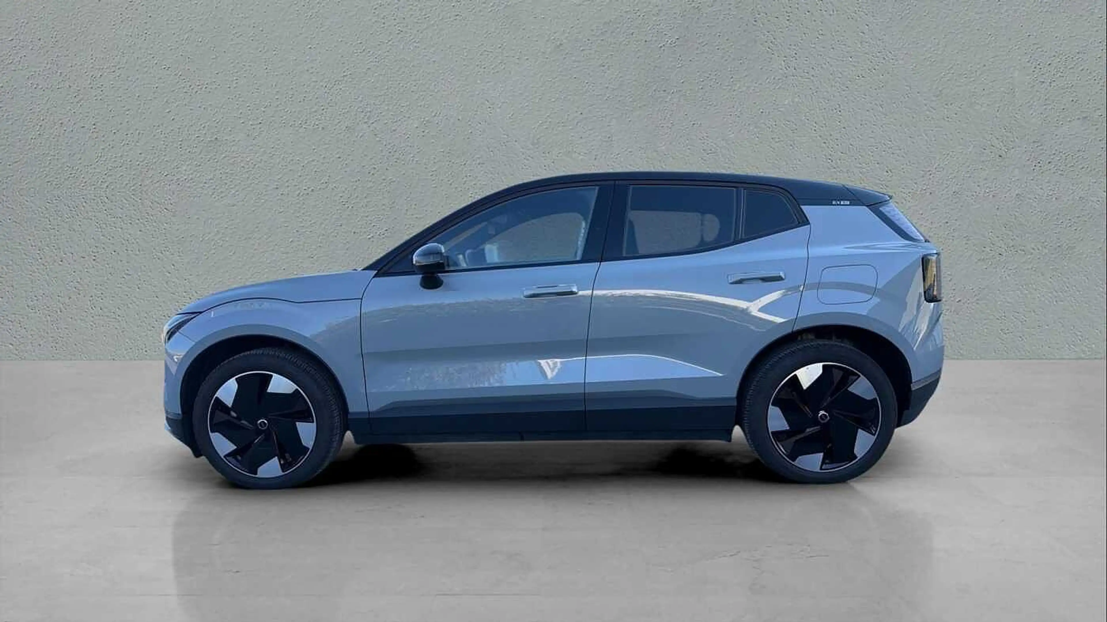 Volvo EX30 Plus, Single Motor Extended Range, Eldriven — photo 3