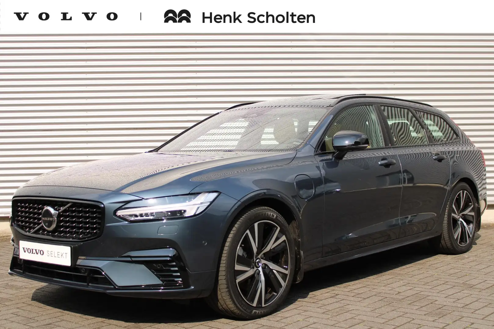 Volvo V90 2.0 T6 Plug-in hybrid AWD Plus Dark | Trekhaak | P Blau - 1