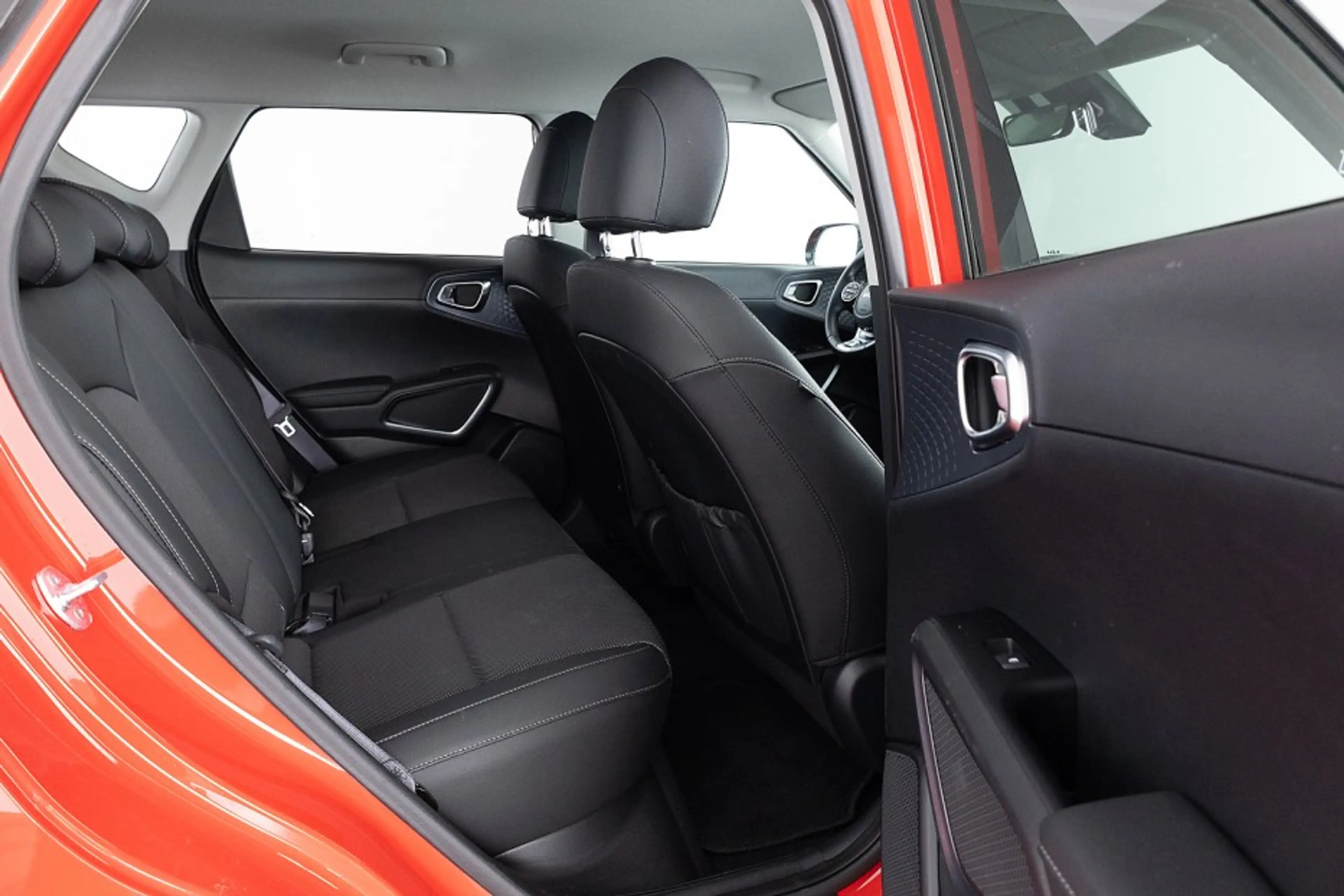 Kia Soul e-Soul DynamicPlusLine 64 kWh | Half LEDER | NAVI — photo 10