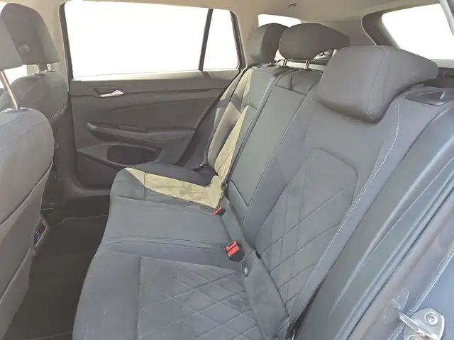 Volkswagen Golf view 10