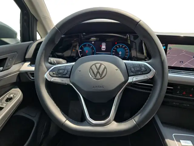 Volkswagen Golf view 13