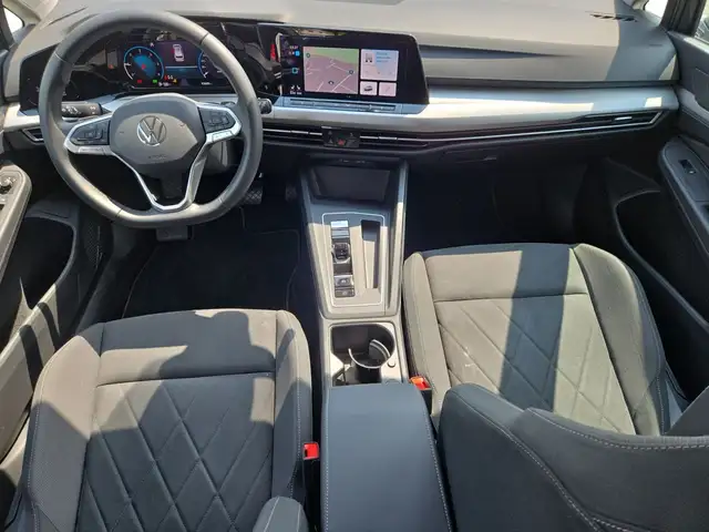 Volkswagen Golf view 8