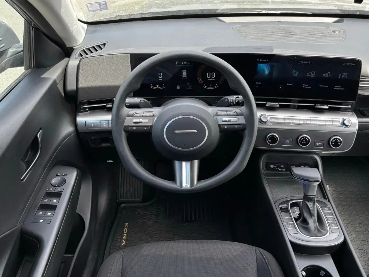 Hyundai KONA снимка Hyundai KONA