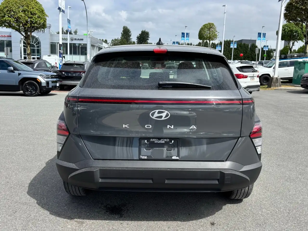Hyundai KONA снимка Hyundai KONA
