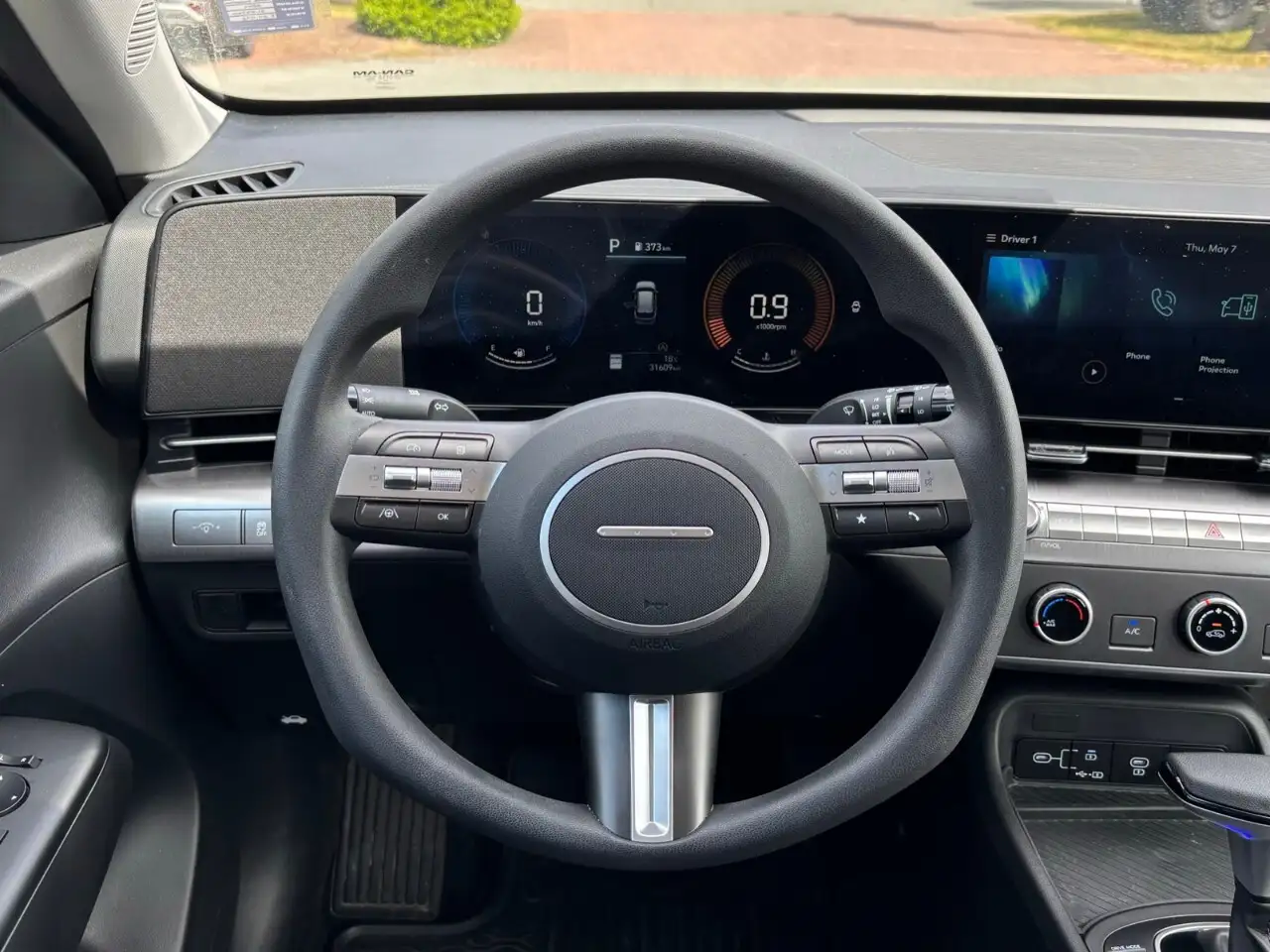 Hyundai KONA снимка Hyundai KONA