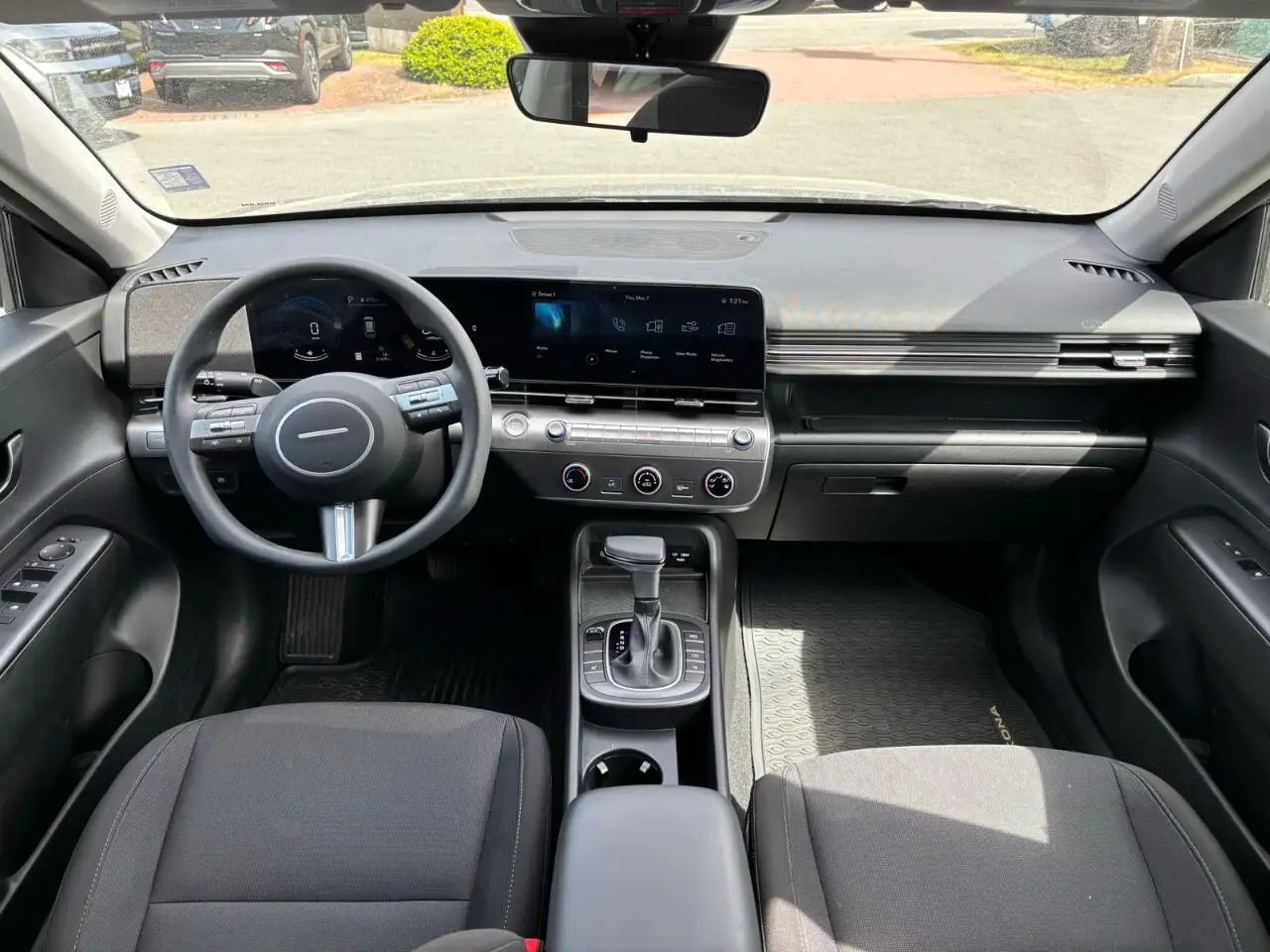 Hyundai KONA снимка Hyundai KONA