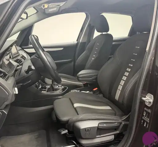 BMW 2 Series view 8