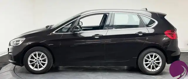 BMW 2 Series view 5