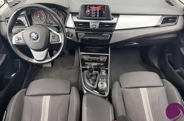BMW 2 Series view 7