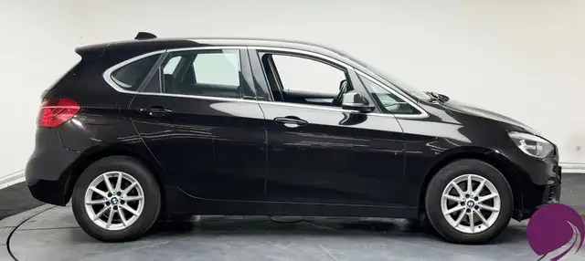 BMW 2 Series view 6