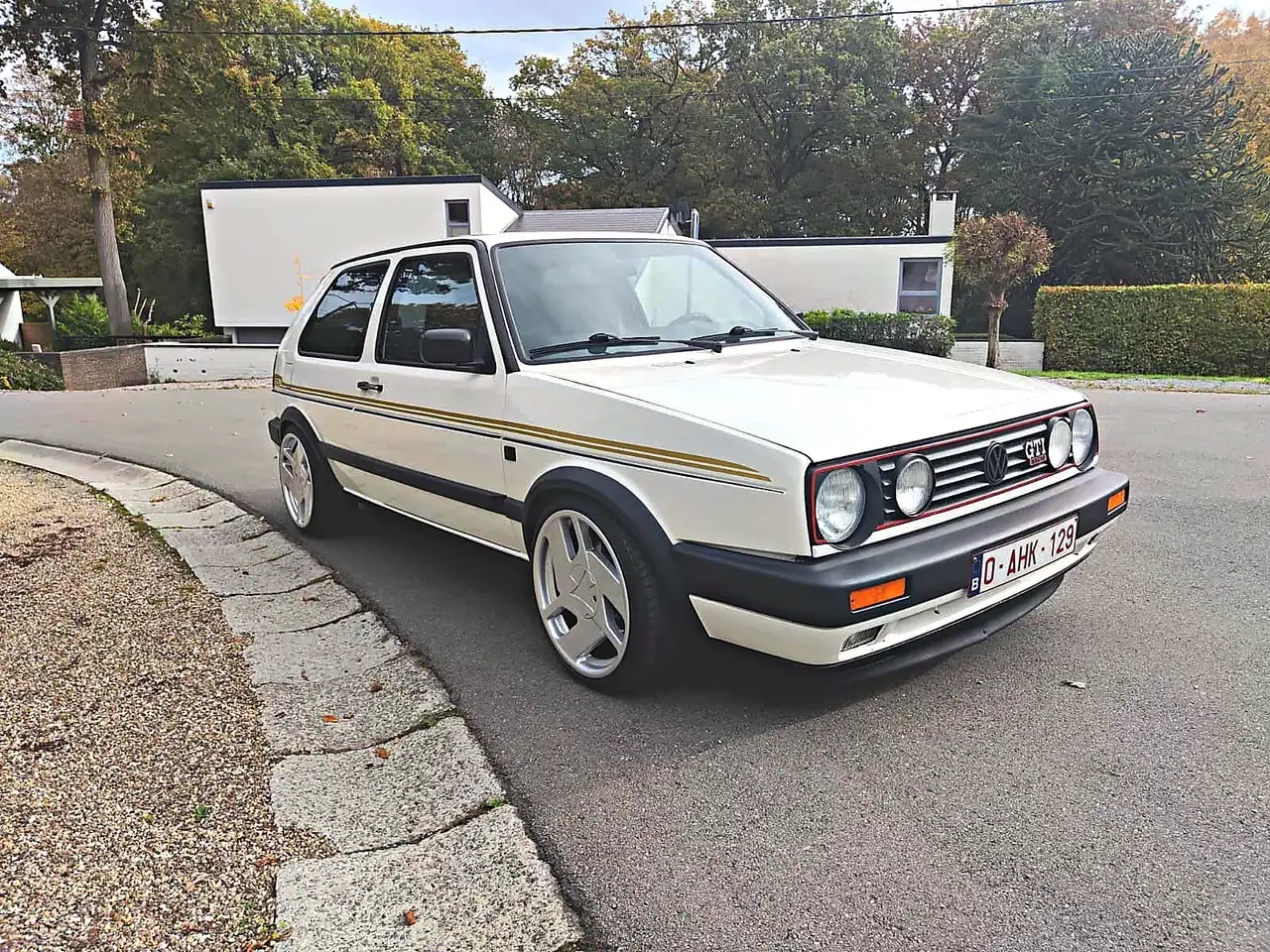 Volkswagen Golf GTI 16V, foto 1