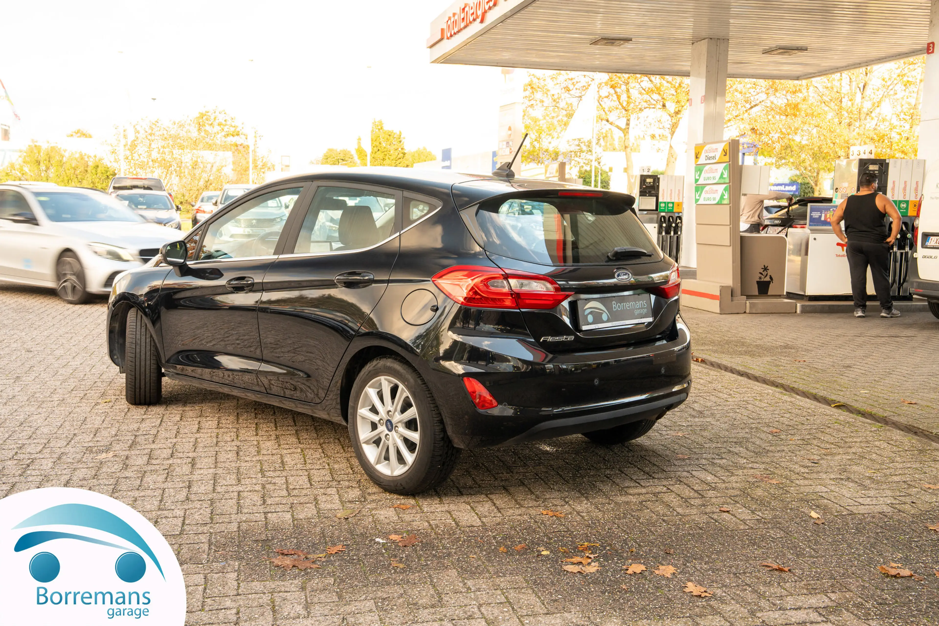 Ford Fiesta TITANIUM Parkeersensoren/Carplay/Navi/Lane Assi... — photo 3