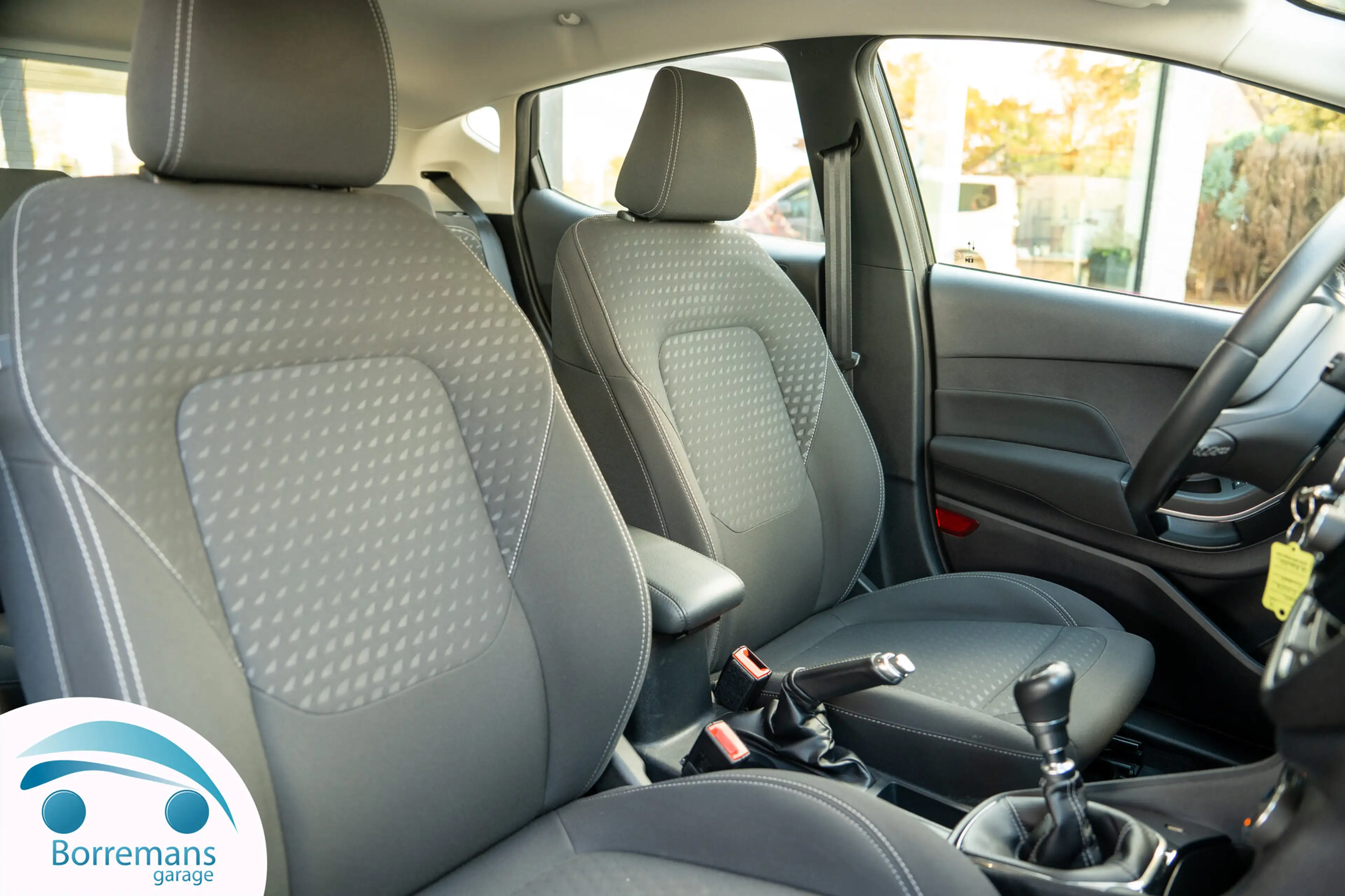 Ford Fiesta TITANIUM Parkeersensoren/Carplay/Navi/Lane Assi... — photo 14