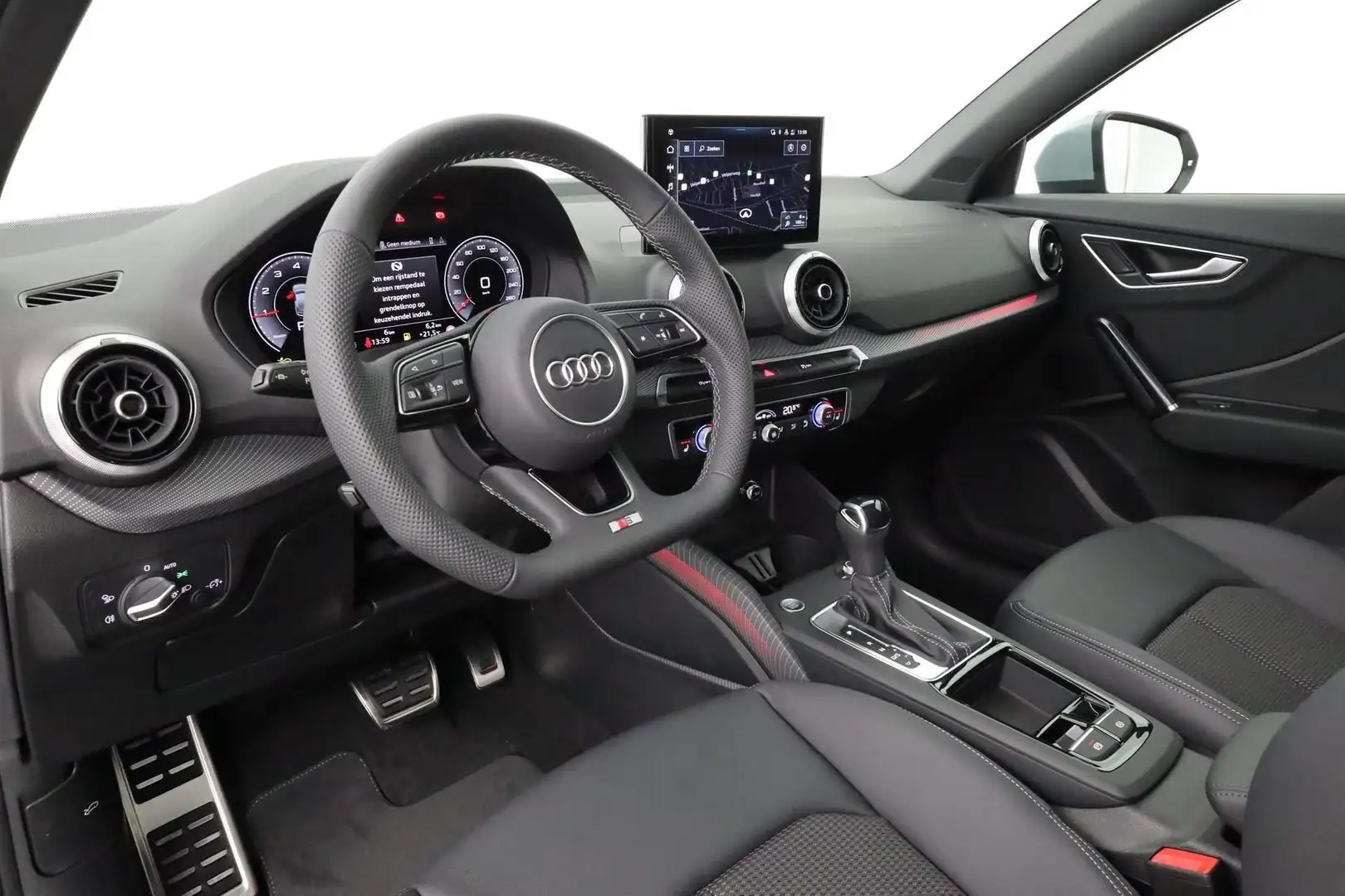 Audi Q2 S Edition 35 TFSI 150 pk | Glazen panoramadak | As Gris - 2