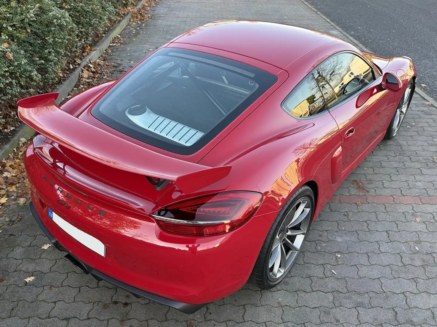 Porsche Cayman Cayman GT4 Rot - 2