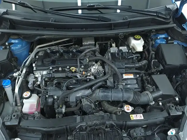 Toyota Yaris view 13
