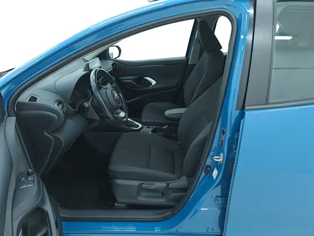 Toyota Yaris view 10