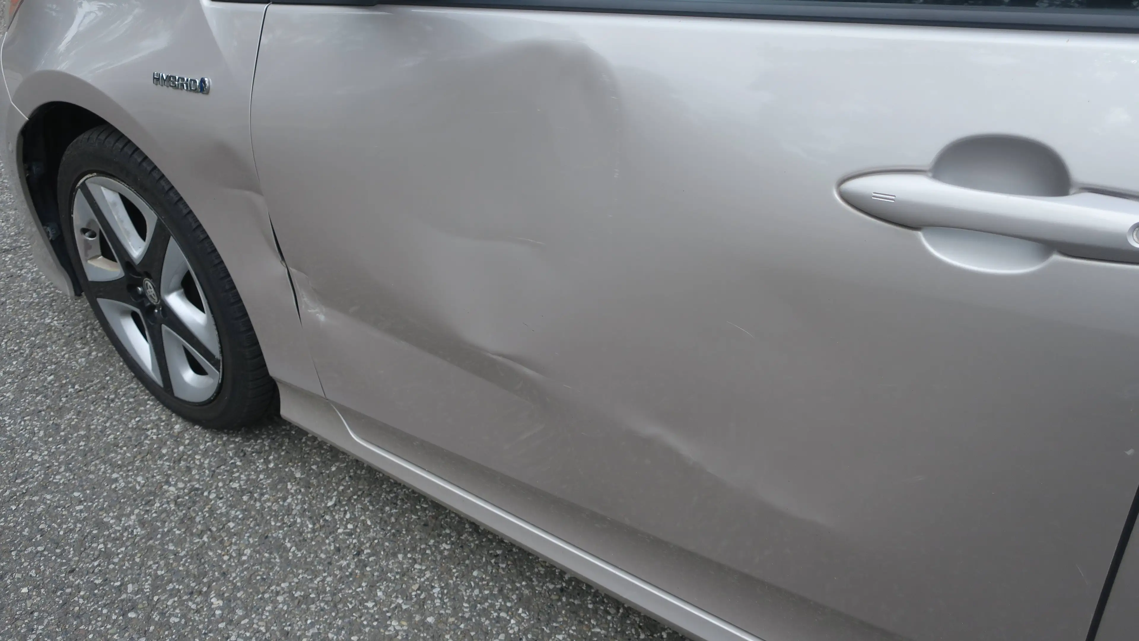 Toyota Prius Prius PHEV 1.8i VVT-i Business CVT(EU6.2) — photo 3