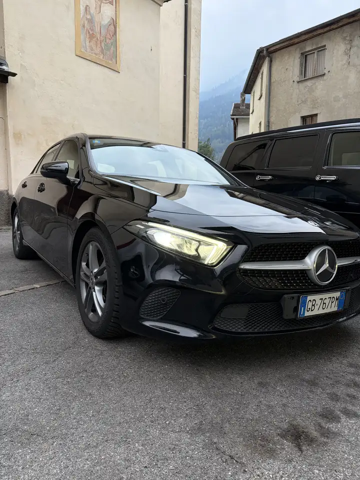 Mercedes-Benz A 180