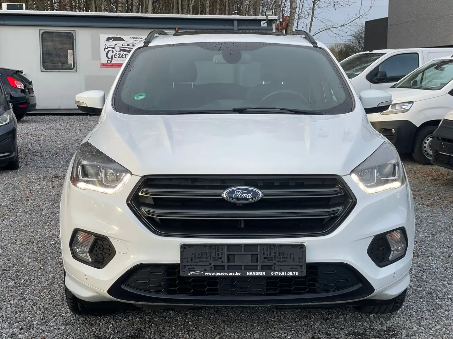 Ford Kuga 1.5 TDCi Automatique ST-Line  FULL OPTIONS Bianco - 2