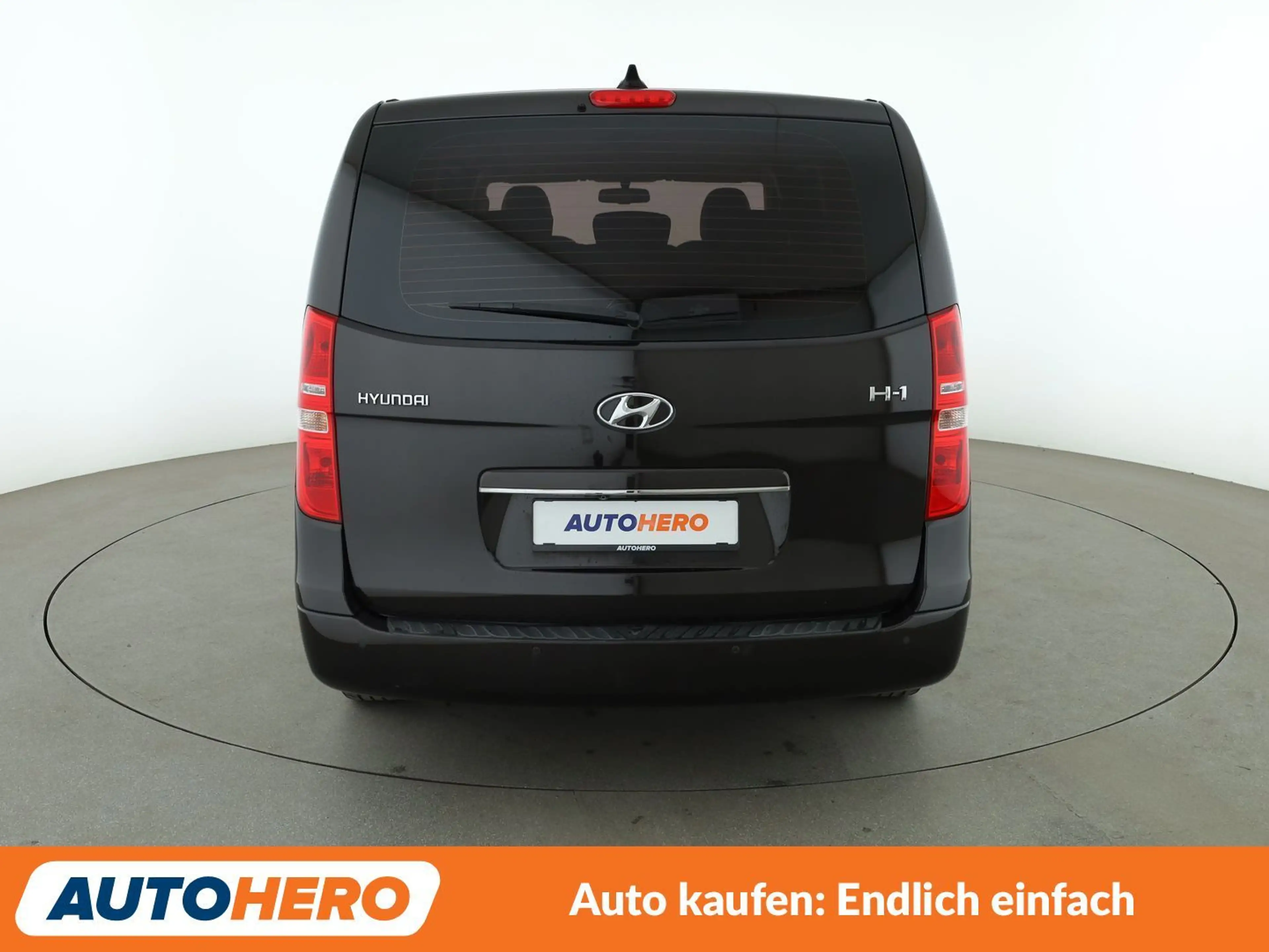 Hyundai H-1 2.5 CRDi Travel Premium Aut.*NAVI*TEMPO*CAM*PDC* — photo 5