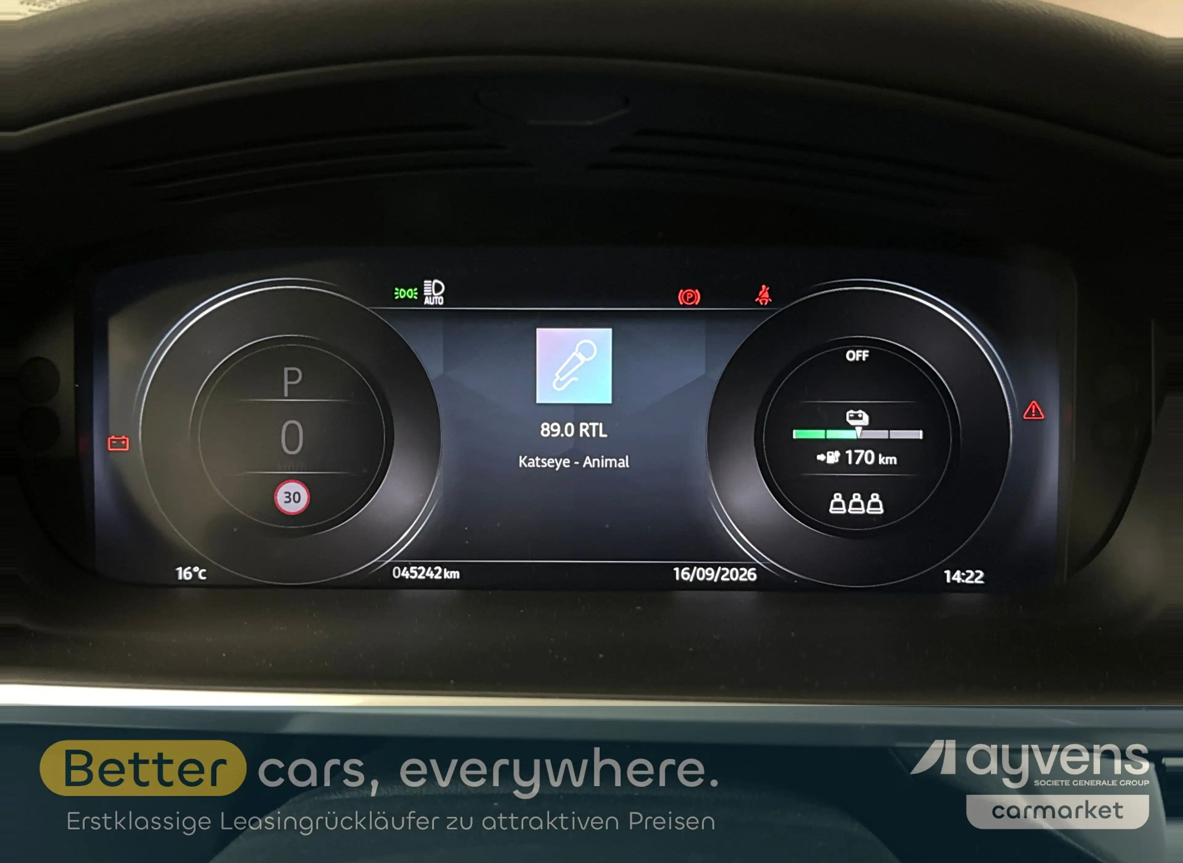 Jaguar I-Pace EV400 AWD — photo 13