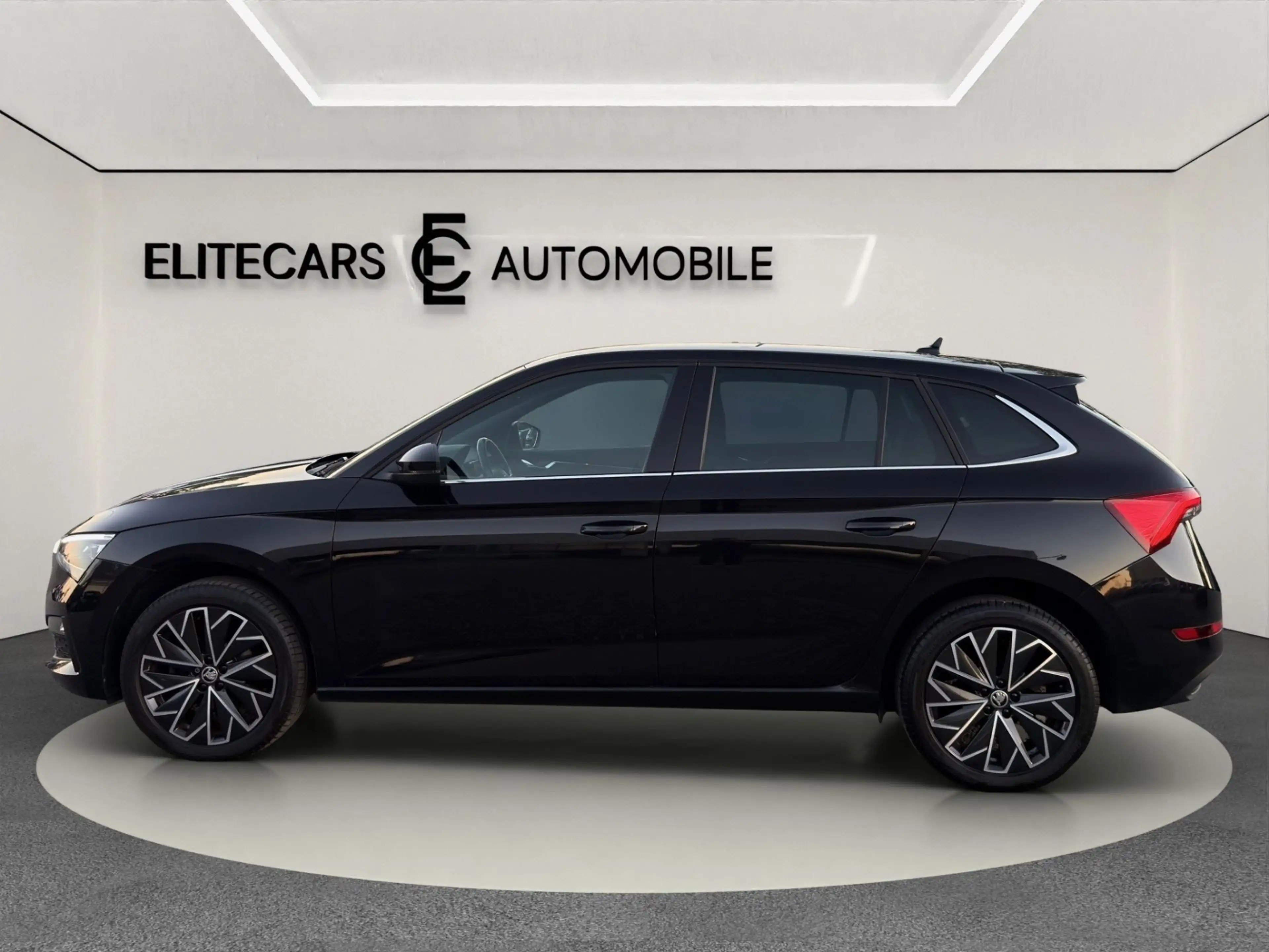 Skoda Scala 1,0 TSI AMBITION LINE / PARKPILOT / ALCANTARA / S — photo 7
