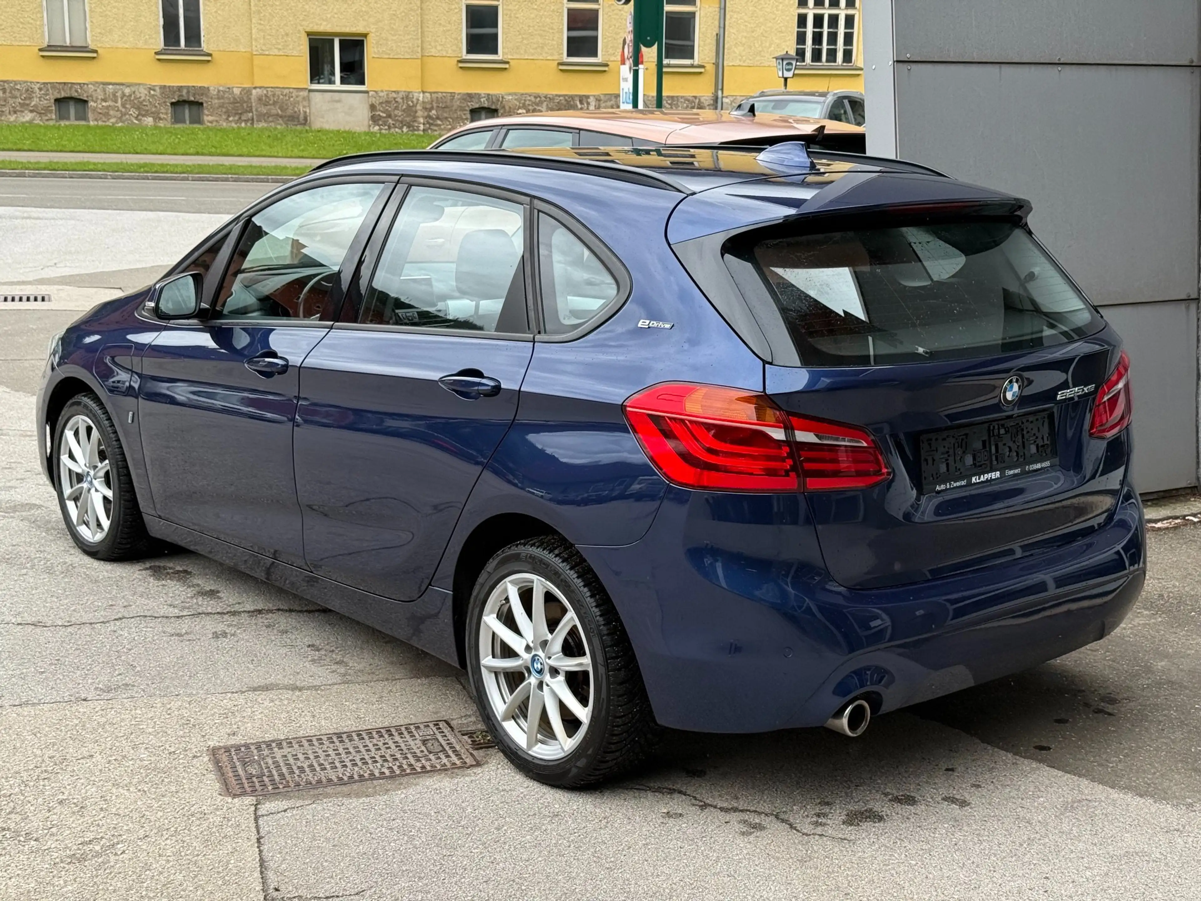 BMW 225 225 xe Advantage — photo 5