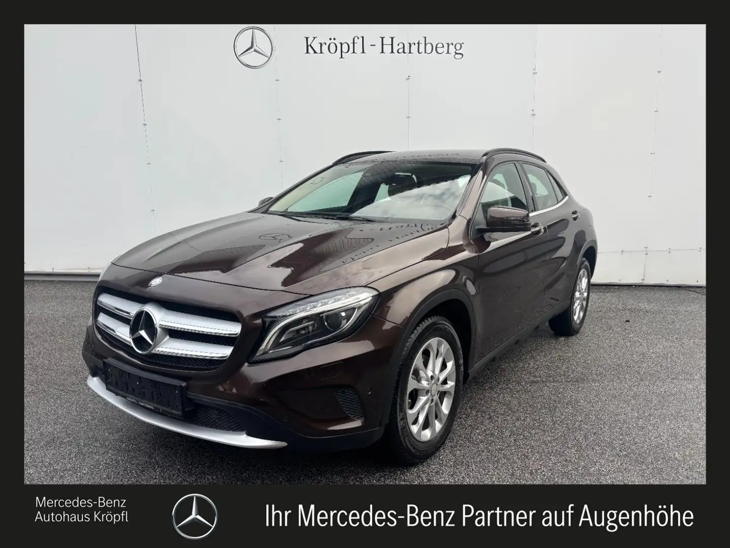 Mercedes-Benz GLA 200 CDI Style PTS Shz eHeck RKam Klima Braun - 1
