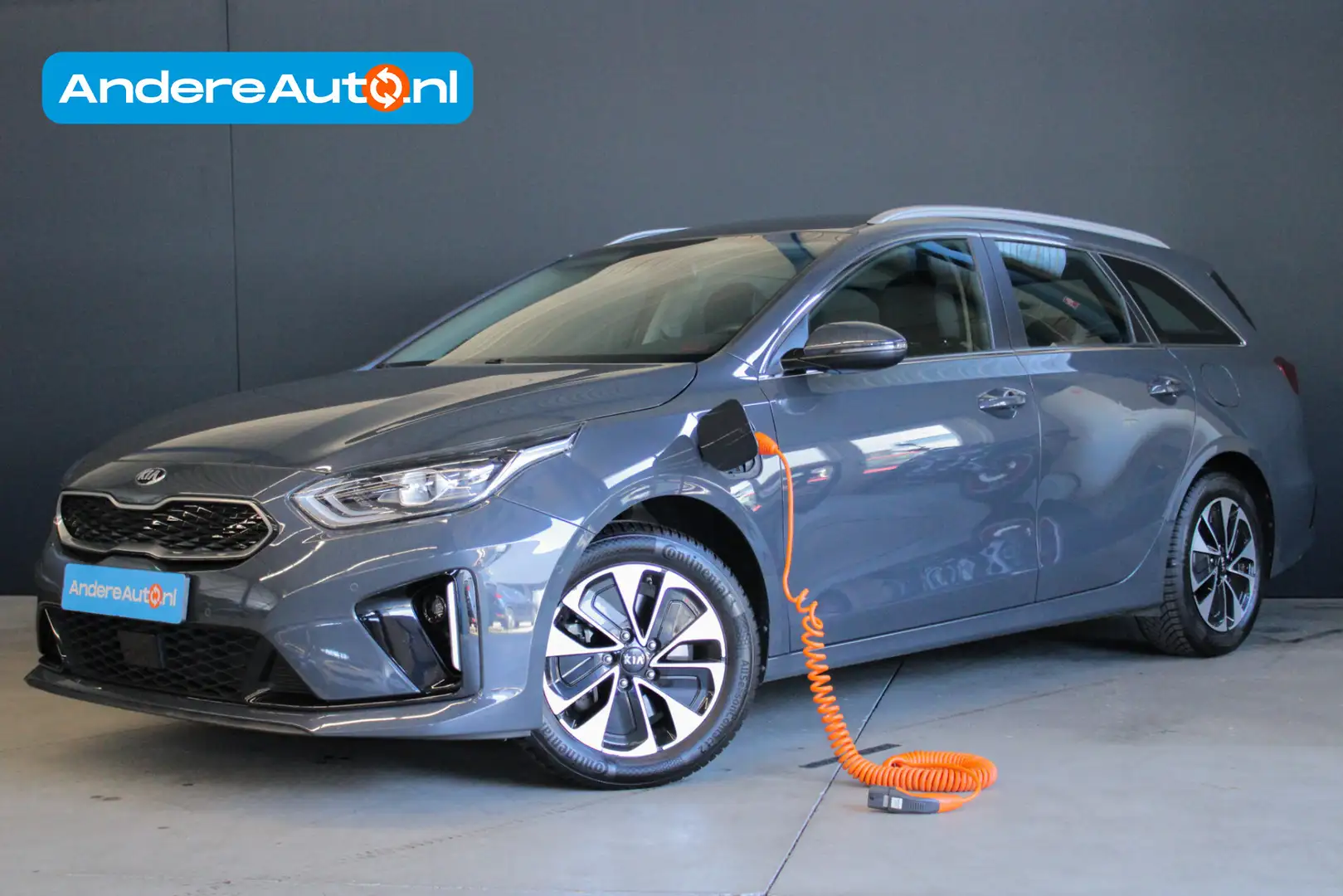 Kia Ceed SW / cee'd SW Sportswagon 1.6 GDI PHEV DynamicPlusLine |memory|e Gris - 1