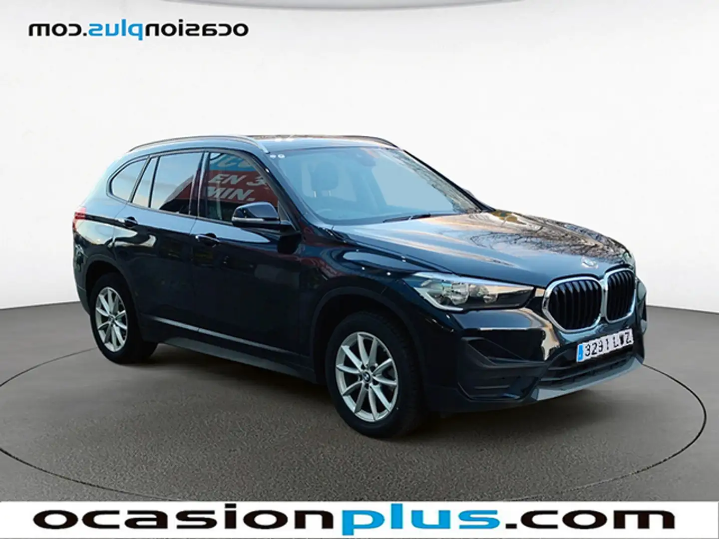 BMW X1 sDrive 18iA Zwart - 2