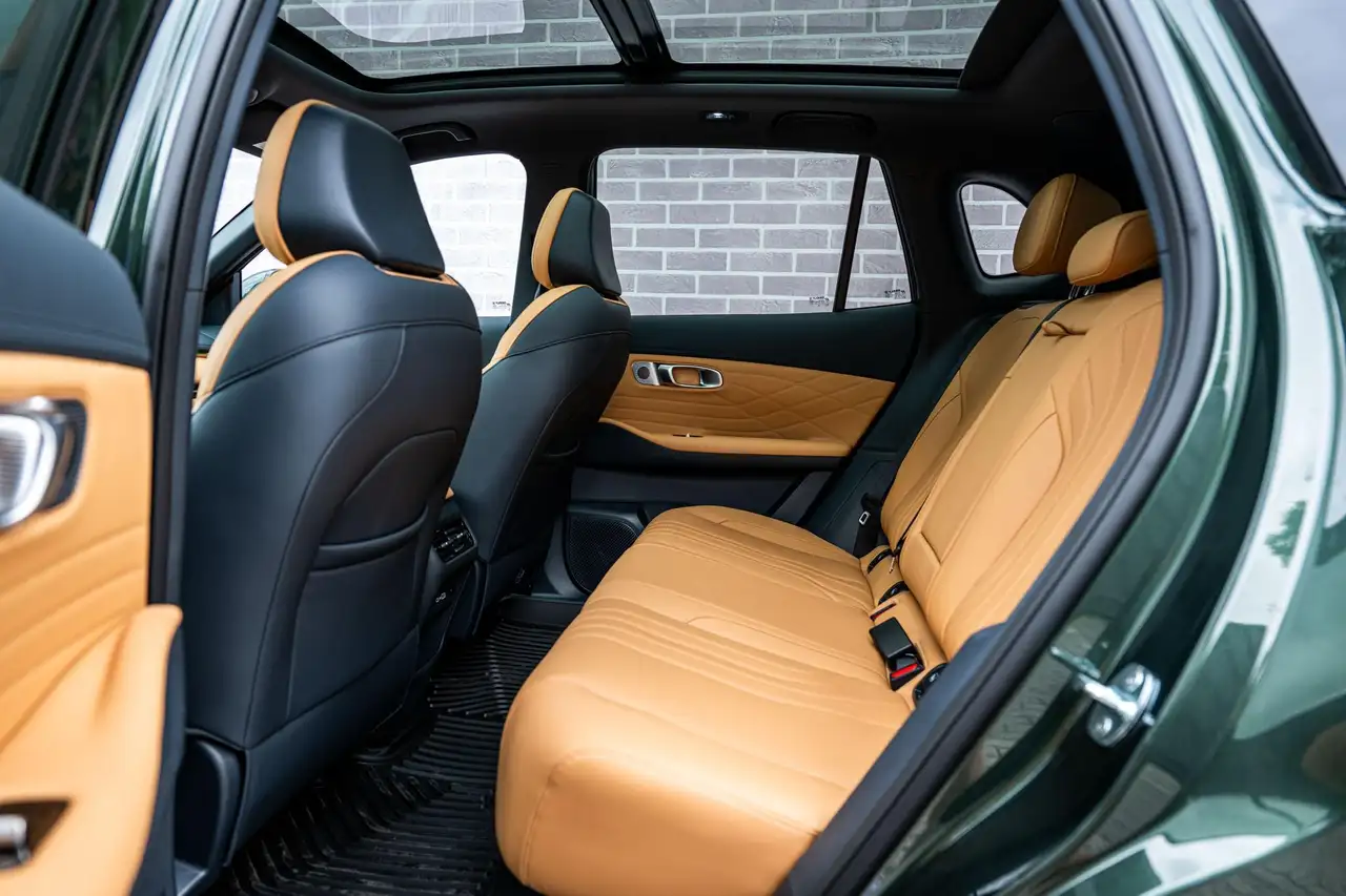 Geely Starray EM-i 2026 — фото 8