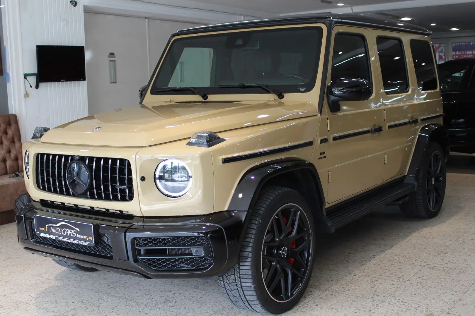 Mercedes-Benz G 63 AMG G -Modell Station G 63 AMG"G-Manufaktur Béžová - 2