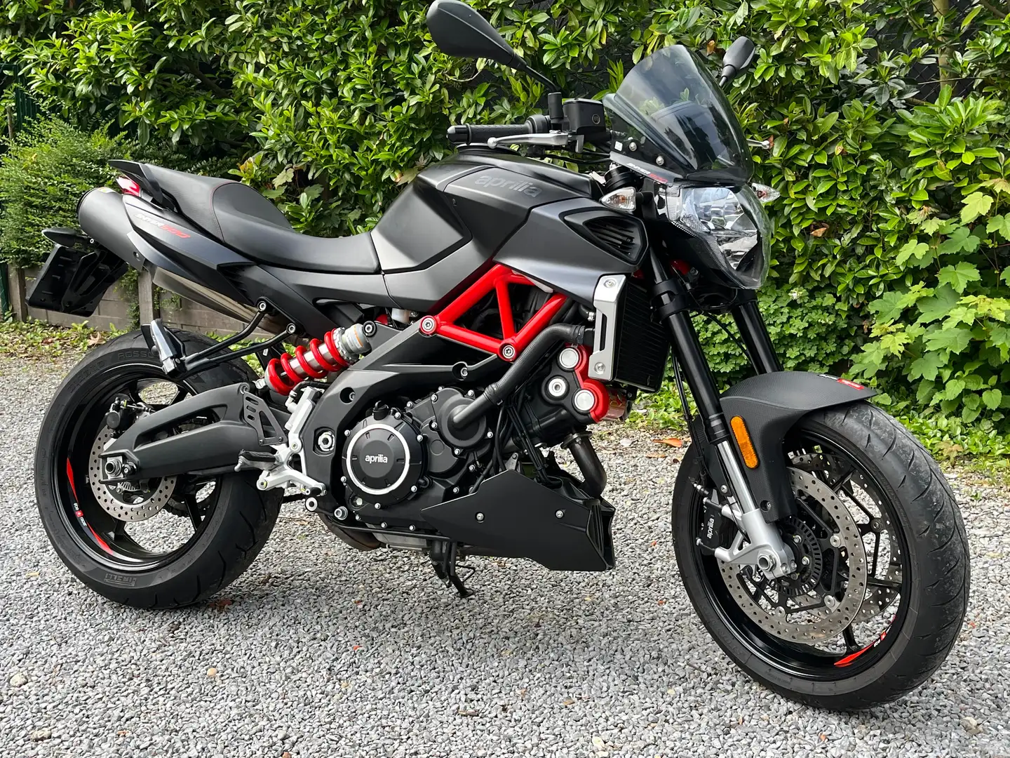 Aprilia Shiver 900 Fekete - 1