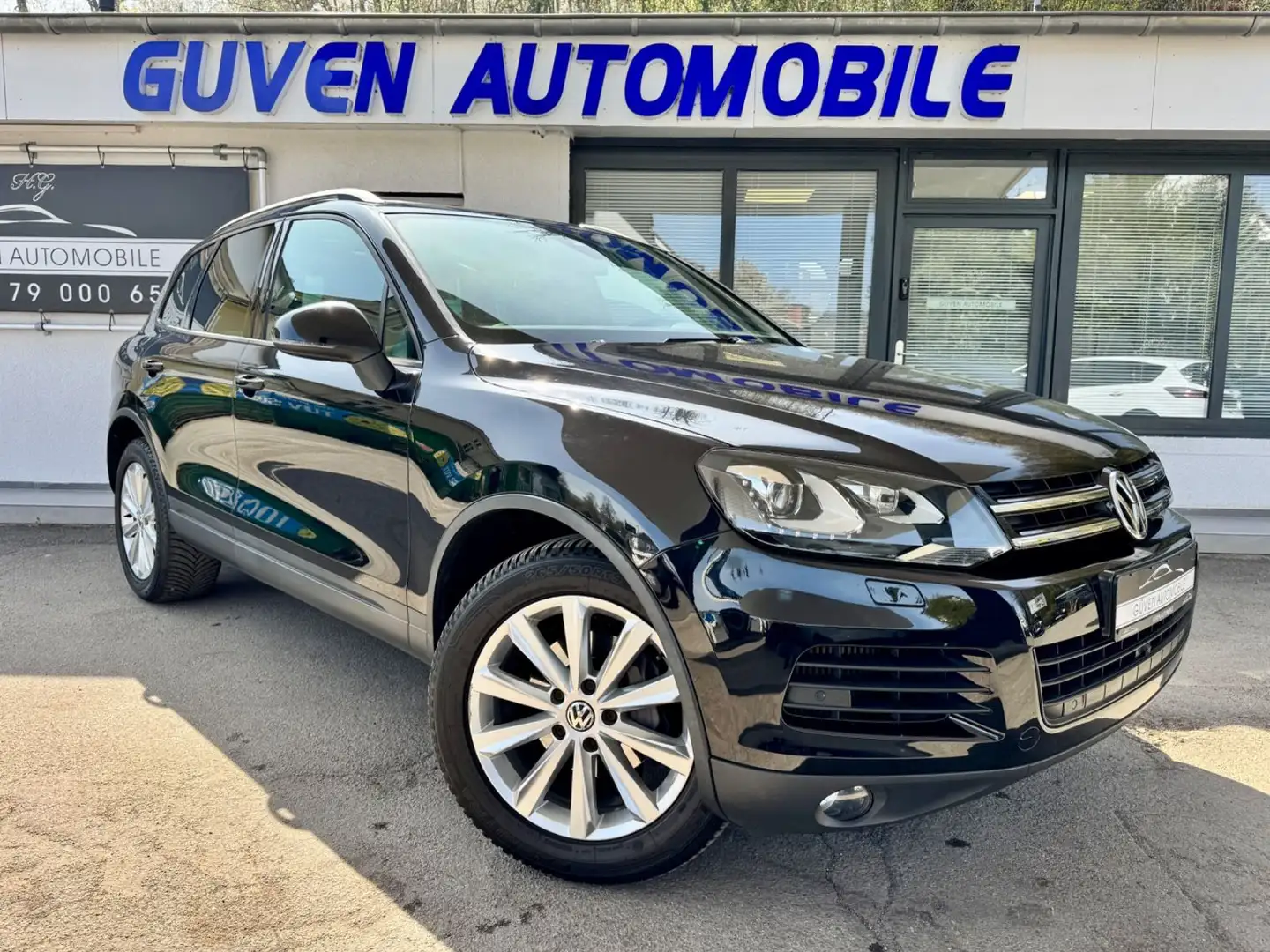 Volkswagen Touareg 3.0 V6 TDI BMT Standhzg 360° NAV AHK LED Negru - 1