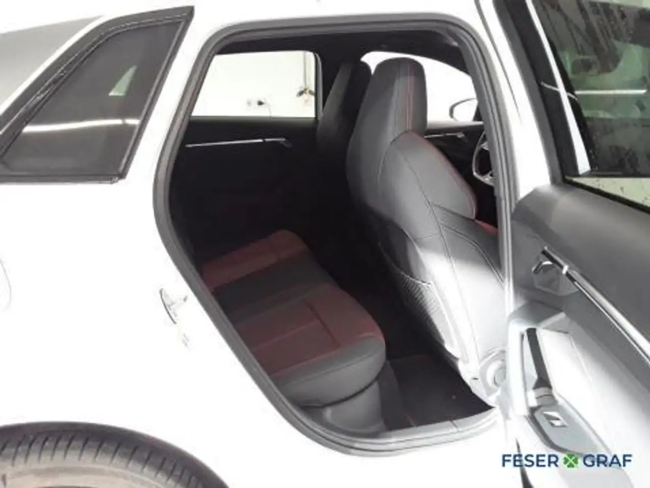 Audi A3 45 TFSI e S line Int Matrix,Kamera,Navi 8