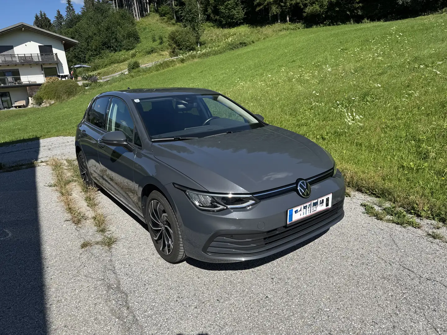 Volkswagen Golf VIII 1,5 TSI Life - 1