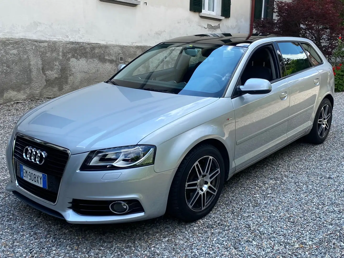 Audi A3 A3 II 2008 Sportback  1.6 tdi Attraction s-tronic Argento - 1