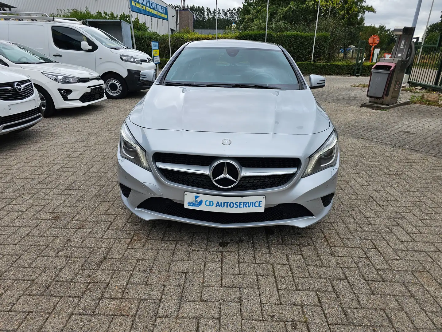 Mercedes-Benz CLA 180 Shooting Brake 7G-DCT AMG Line !!! 1 JAAR GARANTIE Ezüst - 2