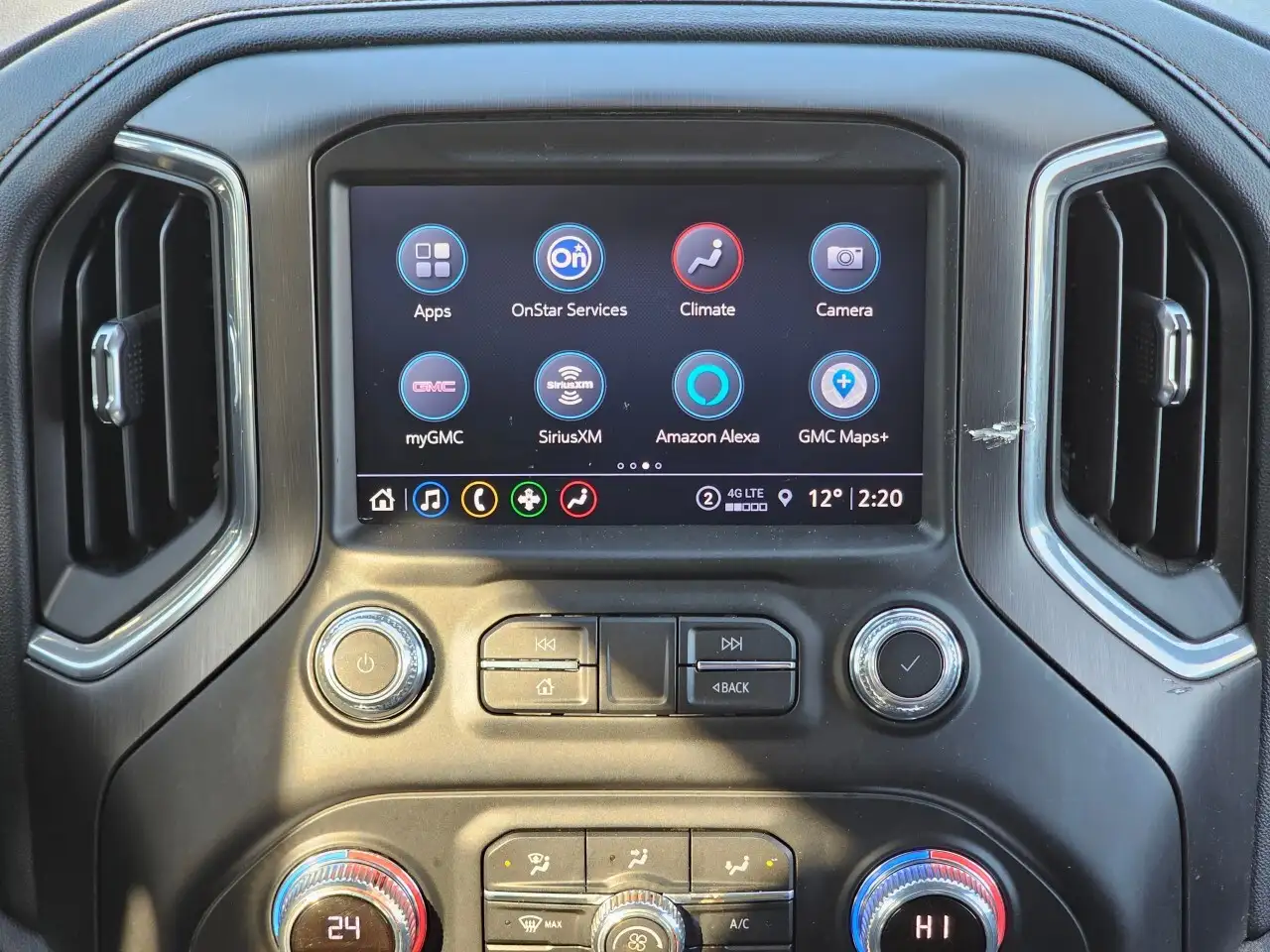 GMC Sierra 1500 снимка GMC Sierra 1500