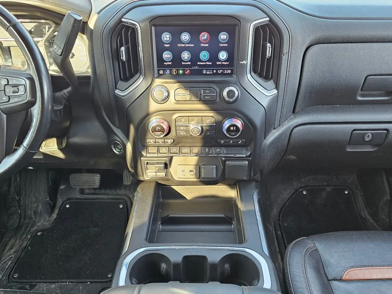 GMC Sierra 1500 снимка GMC Sierra 1500