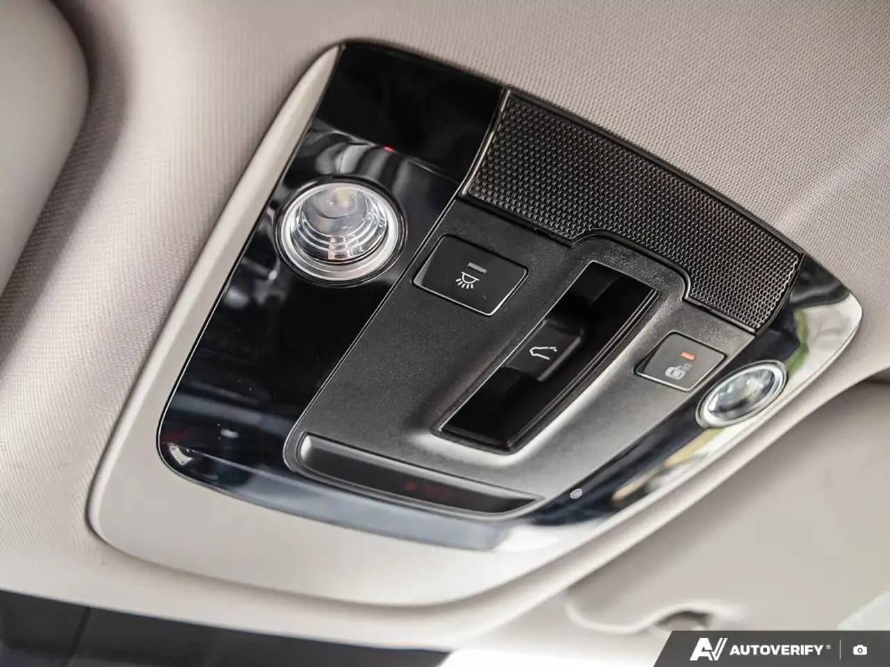 Kia Seltos снимка Kia Seltos